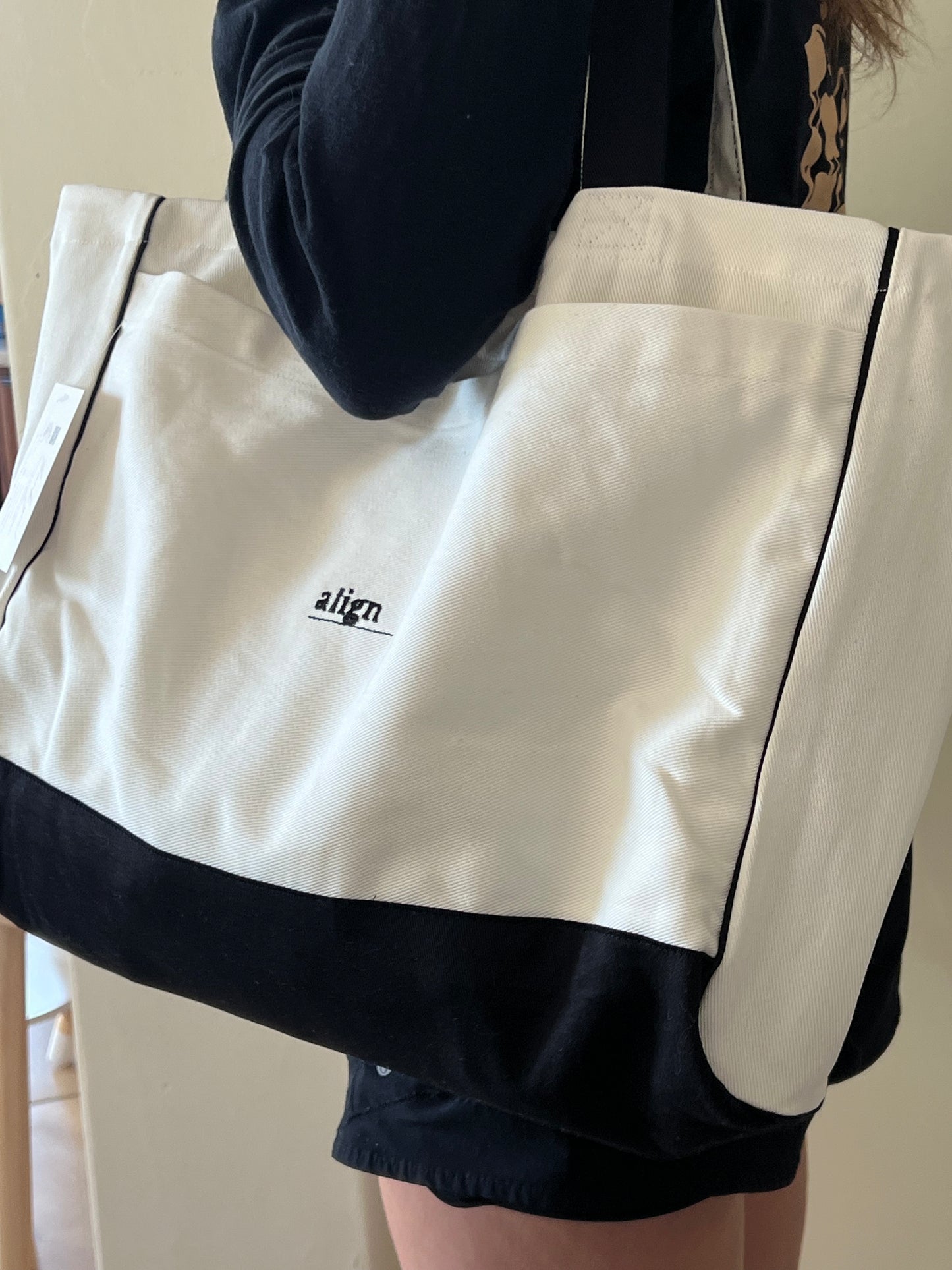 Trim Color Tote Bag with Front Pocket and Inside Zipper Pocket