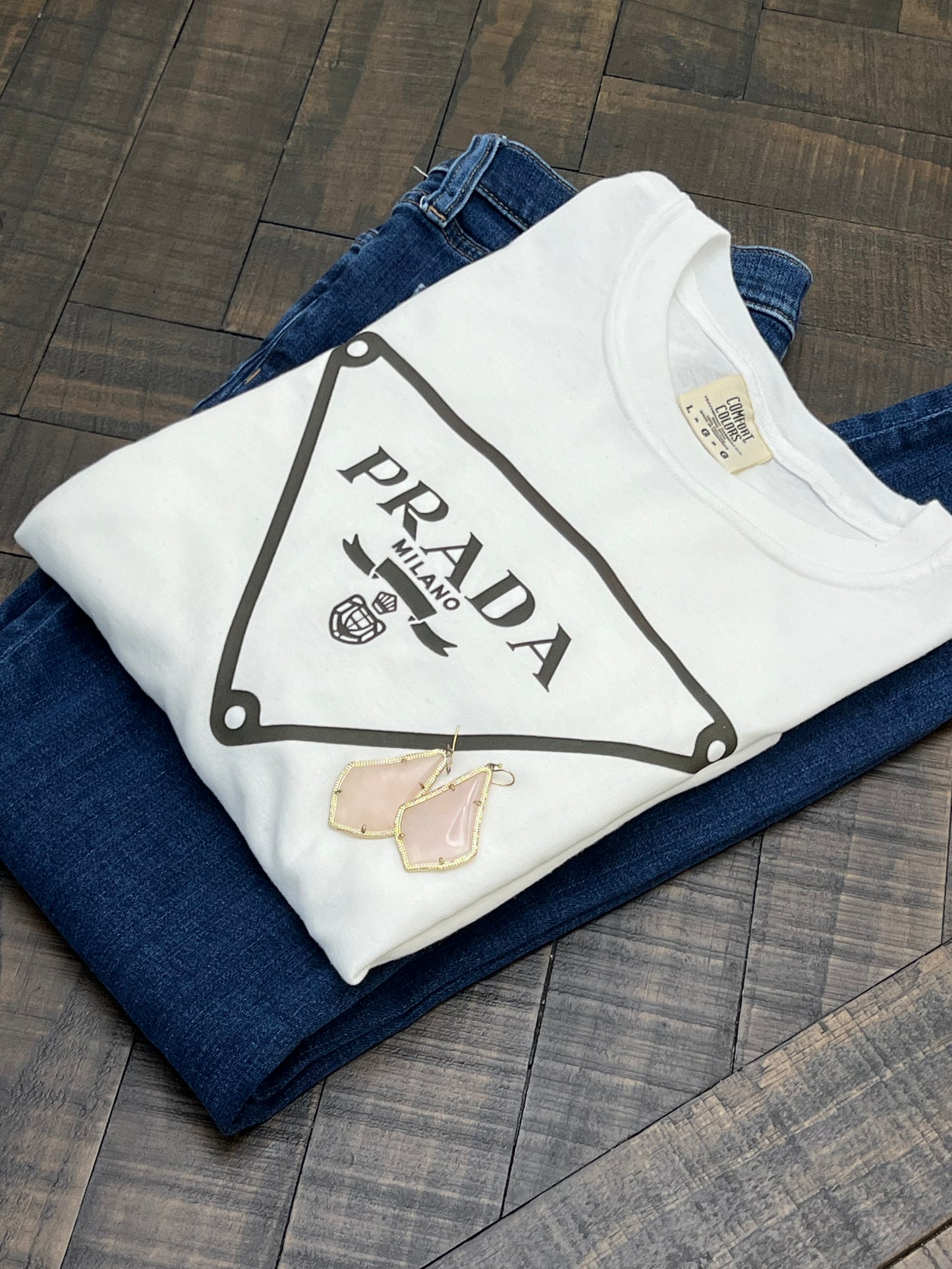 Triangle Center Milano Design Comfort Colors Tshirt