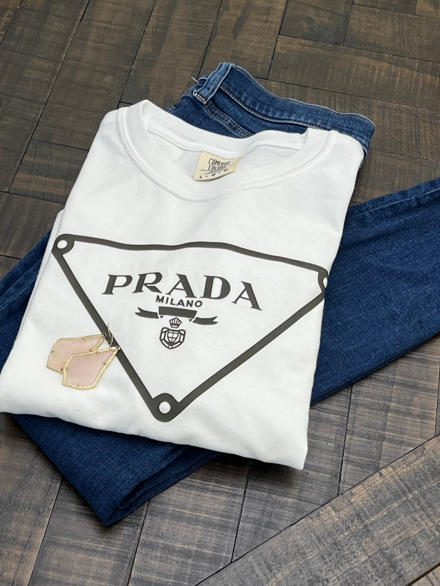 Triangle Center Milano Design Comfort Colors Tshirt