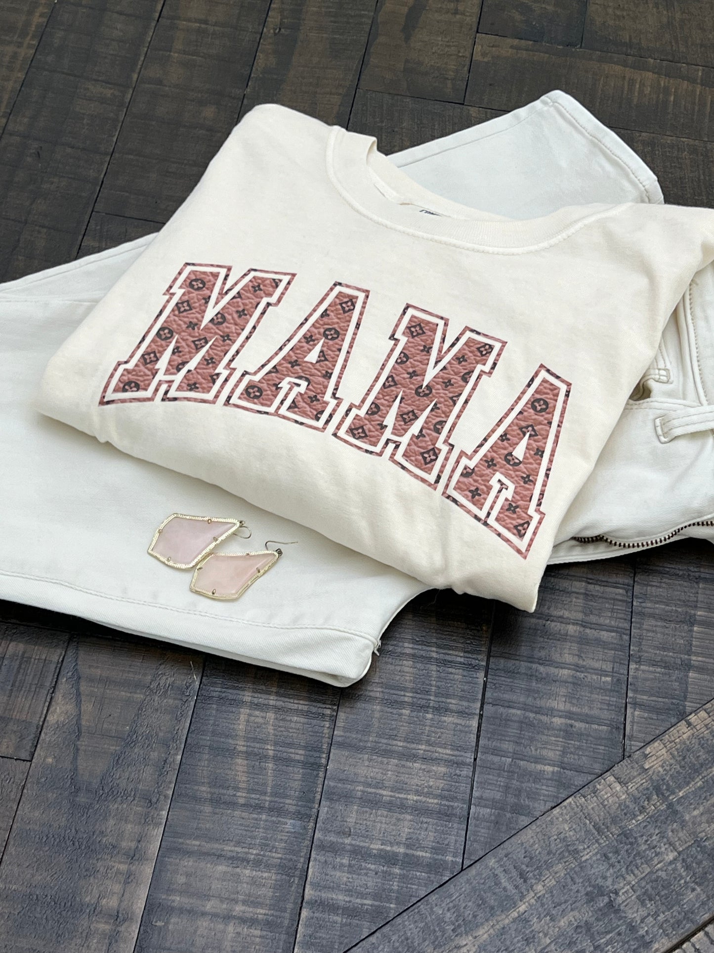 Mama Block Letteres Comfort Colors Tshirt
